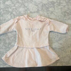 NWOT Givenchy Light Pink Baby Outfit Size 12-18 Month Old Baby
